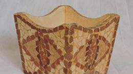 A Alternativa - Cachepot em mosaico de madeira