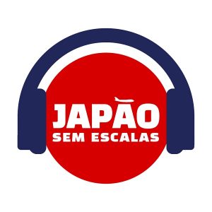 logomarca do podcast Japao sem escalas. É um circulo vermelho, com fones de ouvido azuis. Dentro do circulo, em branco, escrito o nome do programa. 