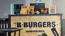 balcão do B-Burgers da Vila Madalena