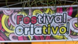 faixa com o nome Festival Criativo que estava fixada na primeira edição