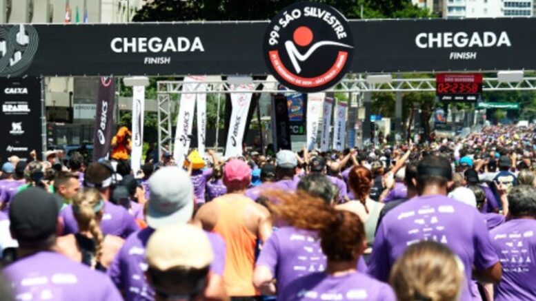 chegada de uma edição anterior da São Silvestre