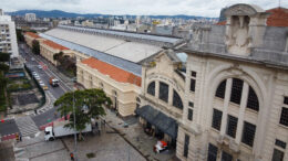 vista aérea da estação julio restes no centro de são paulo, após revitalização